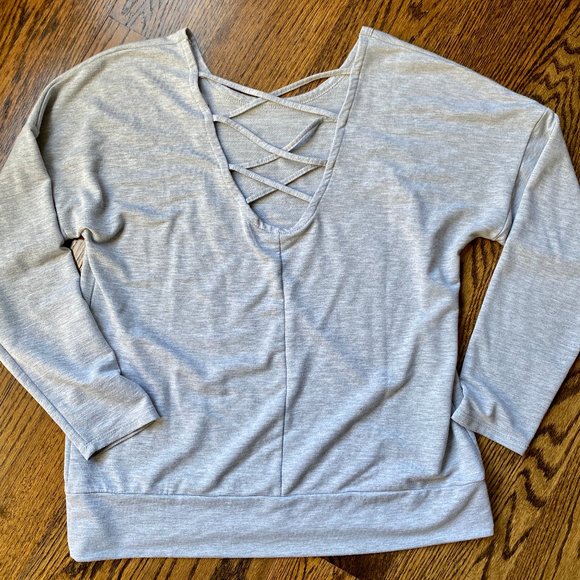 Harmony Balance 3/4 Sleeve Gray Strappy Back EUC L - Picture 1 of 3